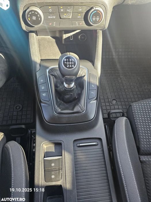 Ford Focus 1.5 Tdci 120 cp