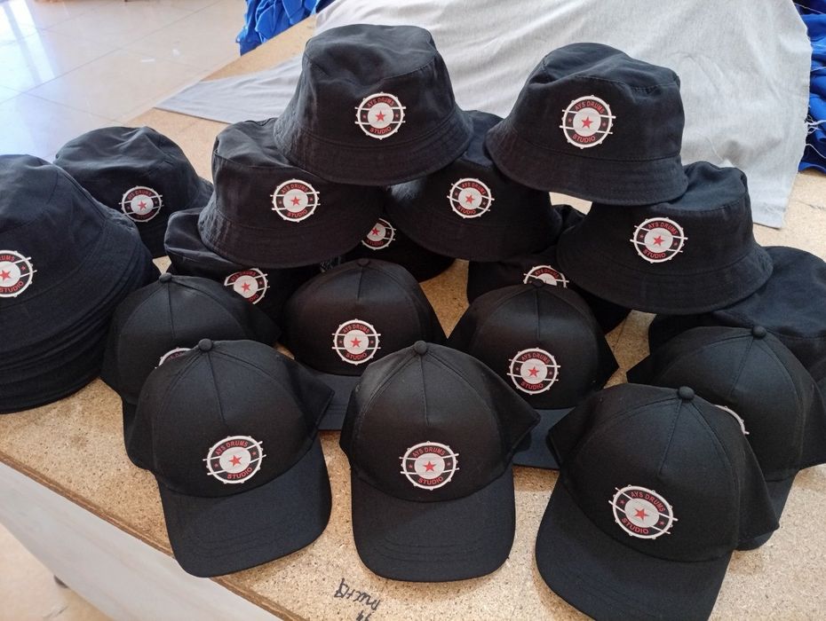 Кепки на заказ с логотипом от 10шт.