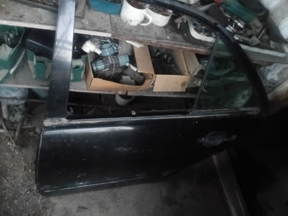 Мерседес 210 Мерседес Мерседес