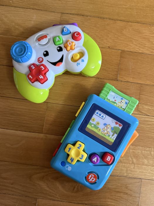 Интерактивни играчки Fisher Price - конзола и джойстик