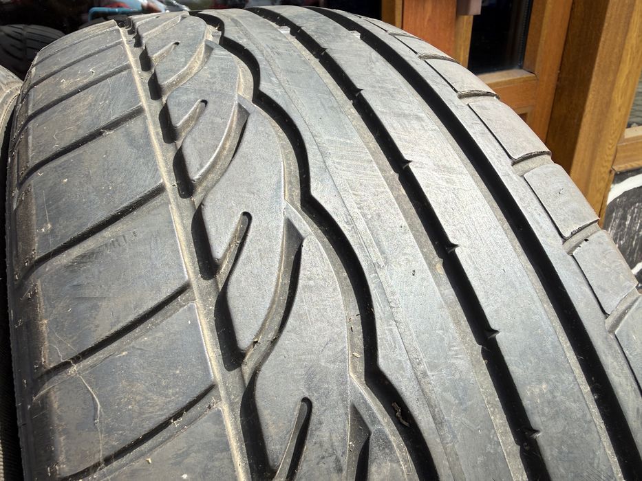 2бр. Летни Гуми С Борд 235/50R/18 -DUNLOP- DOT:1713, 5.4мм. *40€ за 2бр.*