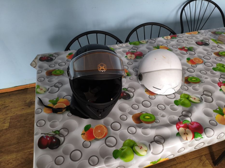 Продам шлем плюс каску срочно