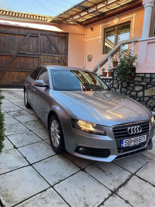 Vând Audi A4 B8.