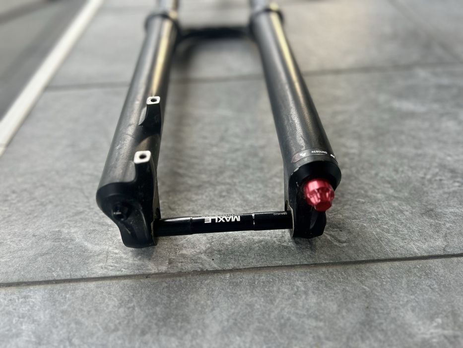 Furca RockShox Yari RC