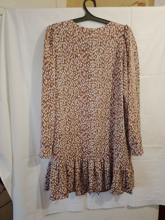 2 платья (44–46 и 48) недорого / одно почти новое / срочно