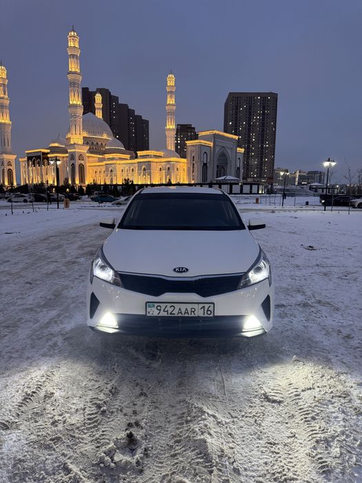Прожается Kia Rio