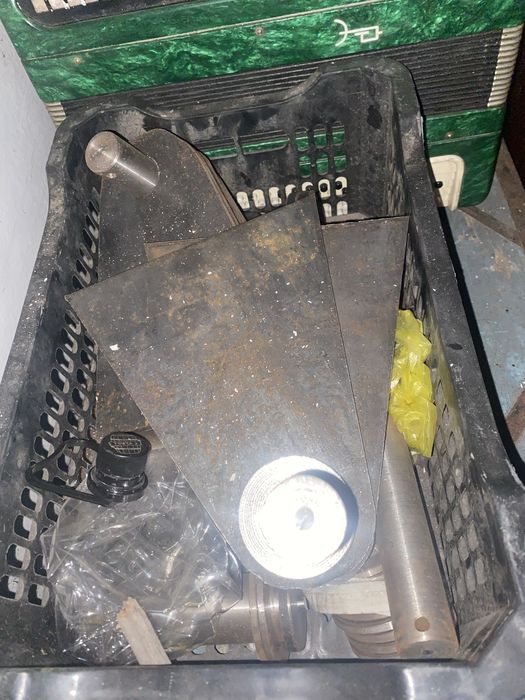 Продам Кун на под  востановление