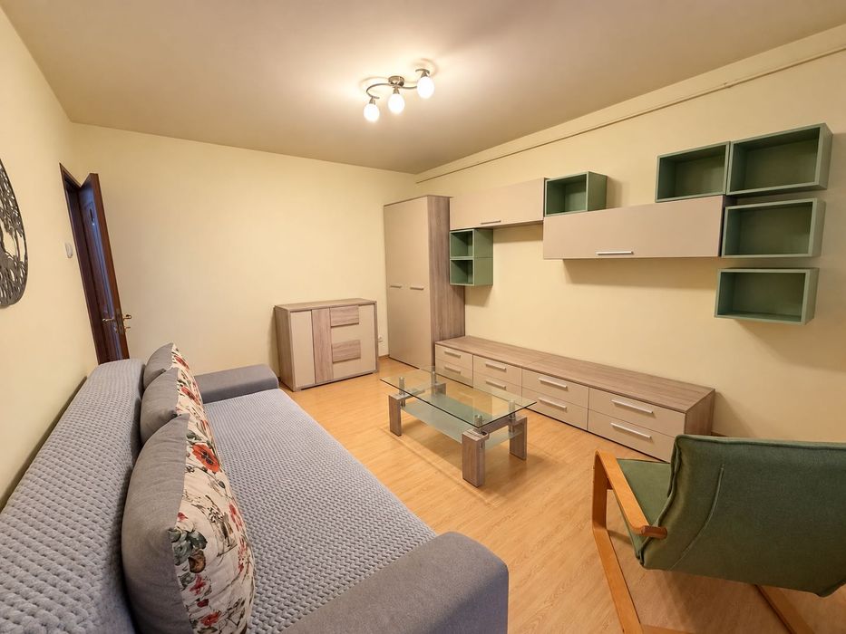 Apartament de inchiriat