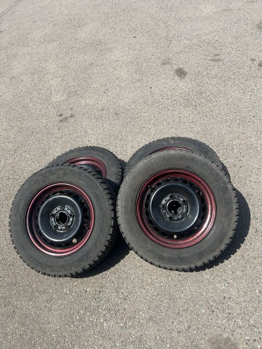 Штампованные диски BMW