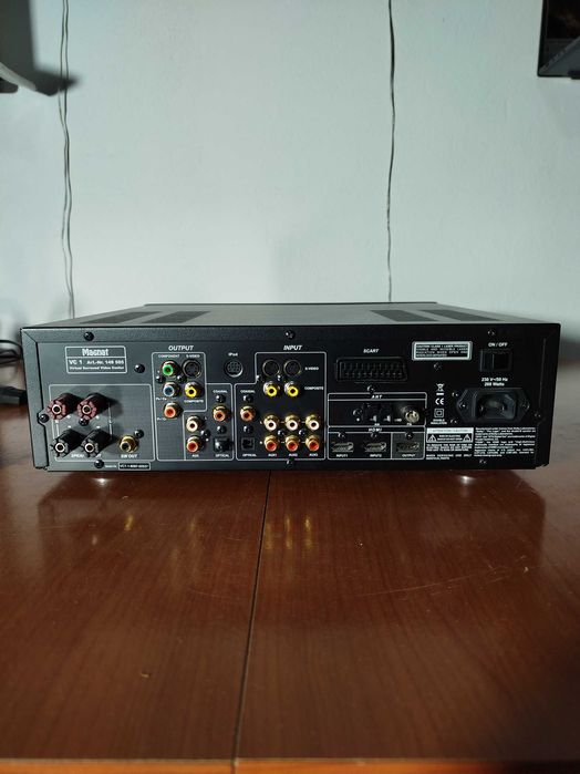 Virtual Surround Video Center MAGNAT model: VC1. impecabil. Germany!