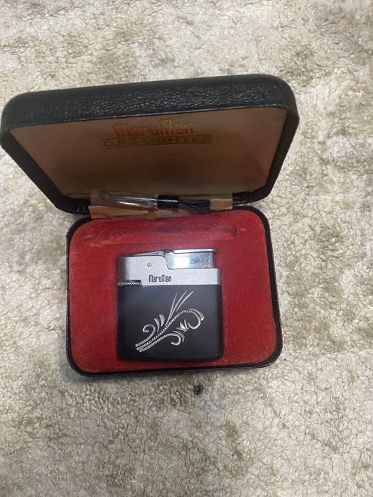 Vand colectie brichete penguin zippo zuma