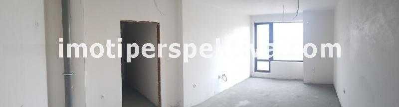 Продава се Едностаен апартамент в Пловдив, Център - 41 кв.м за 2040 €/кв.м - Снимка #4