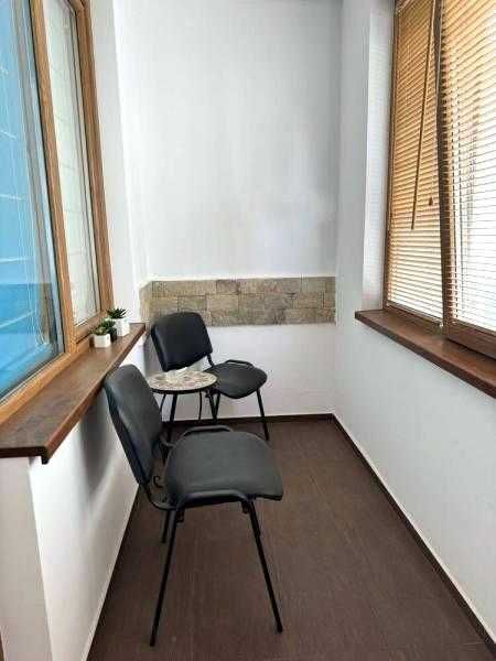 Дава се под наем Двустаен апартамент в Бургас, Център - 70 кв.м за 637.5 € - Снимка #7