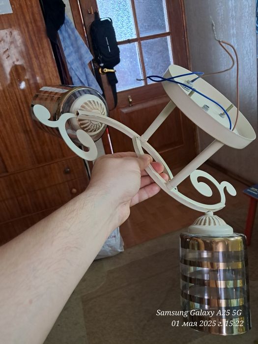 5 люстр  на потолок. Пишите