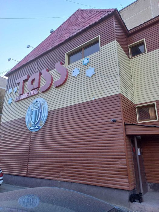 Продам караоке клуб в центре города