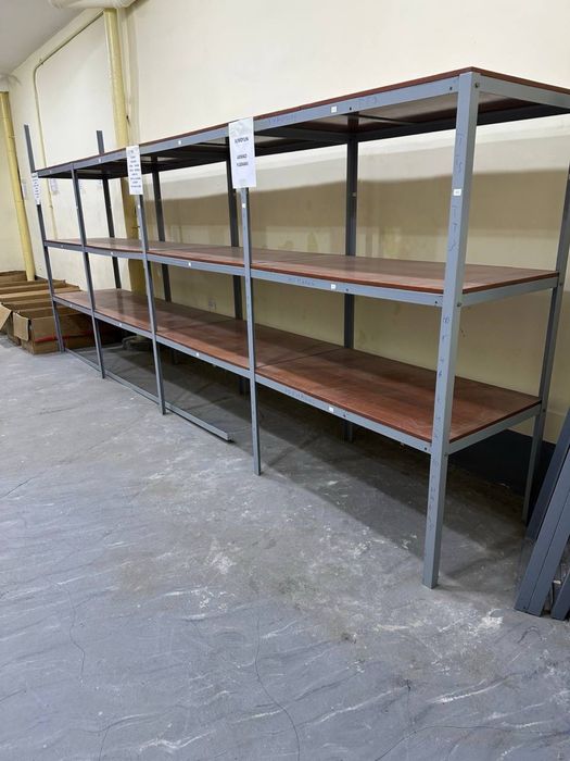 Продаются стеллажи