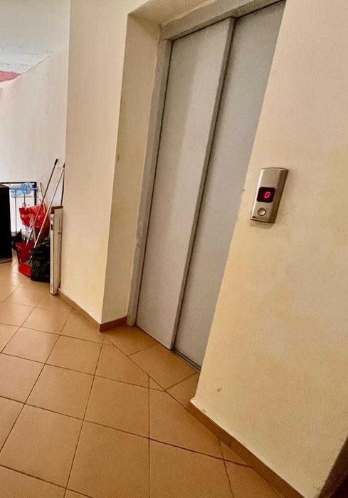 Продава се Тристаен апартамент в Бургас, Меден рудник - зона А - 90 кв.м за 584 €/кв.м - Снимка #13