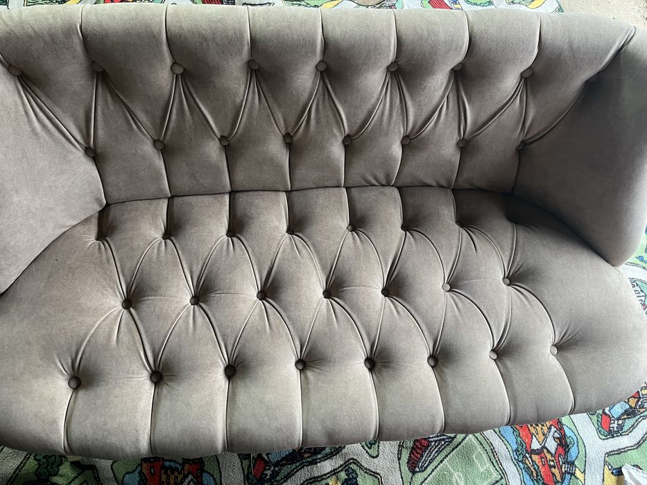 Продам диван.