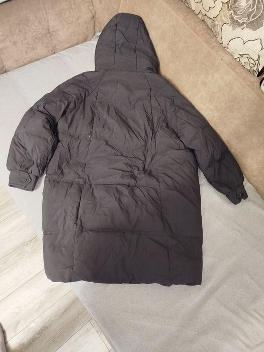 Продам  черную куртку демисезон