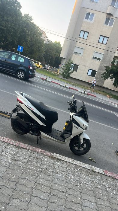 Vand Scuter Aprilia stare impecabila