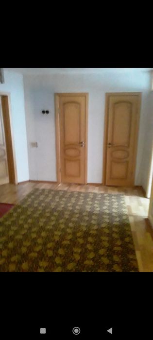 Продам Квартиру 4х комнатная