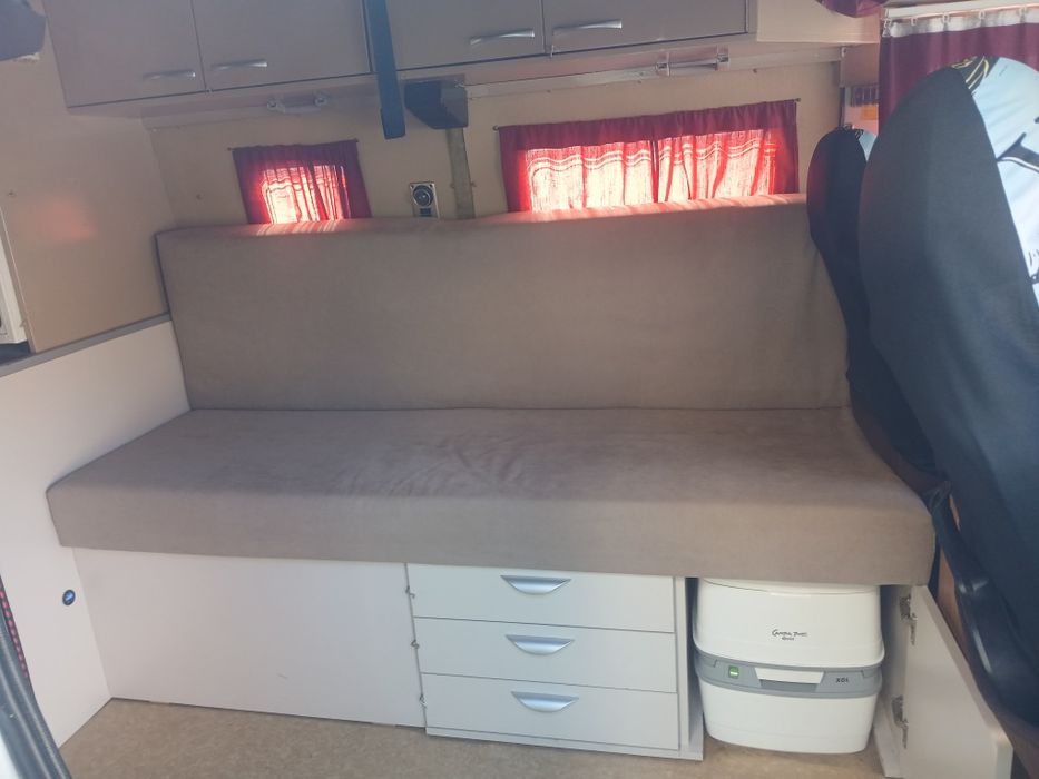 Бус - кемпер, за къмпинг, риболов и удоволствия