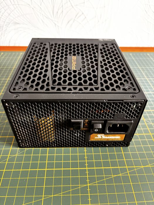 Sursa Gaming Pc Psu seasonic 1200 watts 80 gold