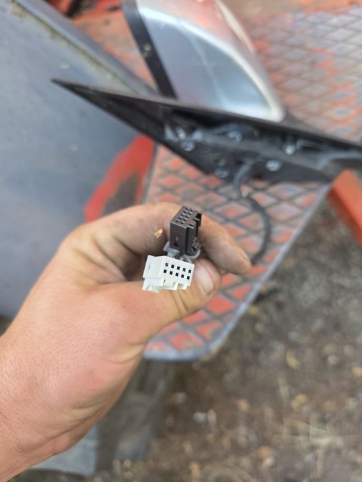 ЕЛ Огледала с прибиране за Mercedes W204