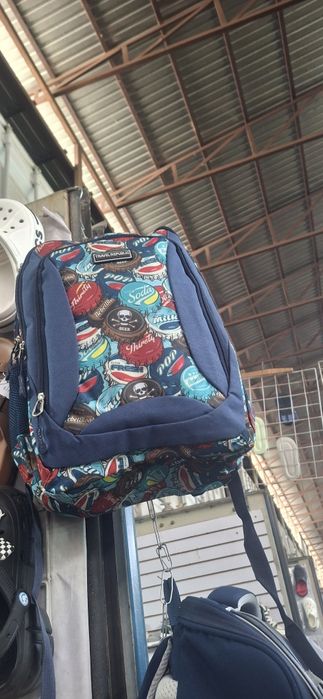 Срочно продам школьные рюкзак