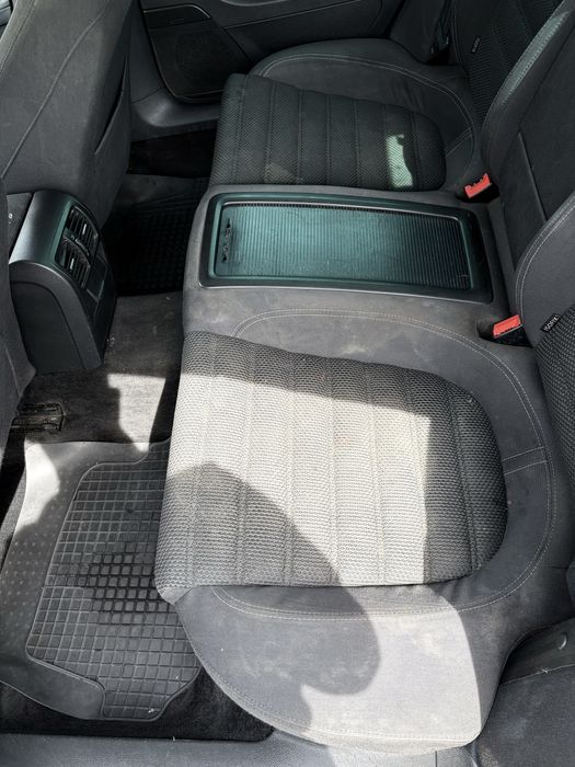Vând Volkswagen Passat CC 2.0 diesel automat DSG 2010 euro 5/Distronic/Bixenon/ventilatie/incalzire/fiscal pe loc