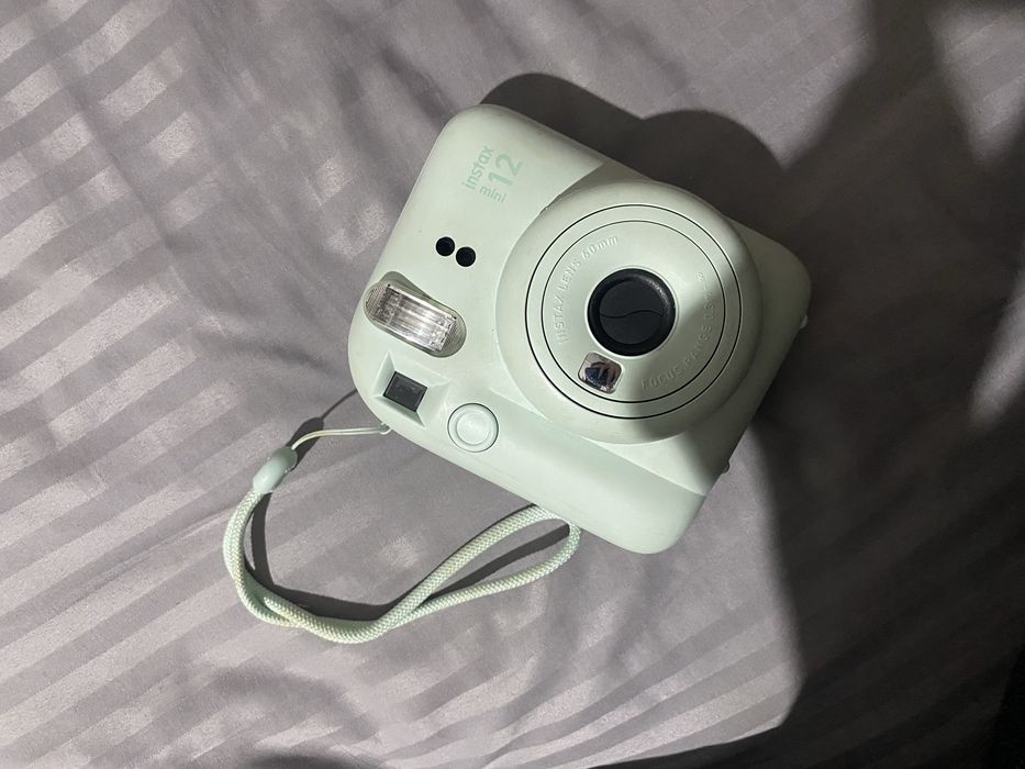 Instax mini 12 (Б/у)