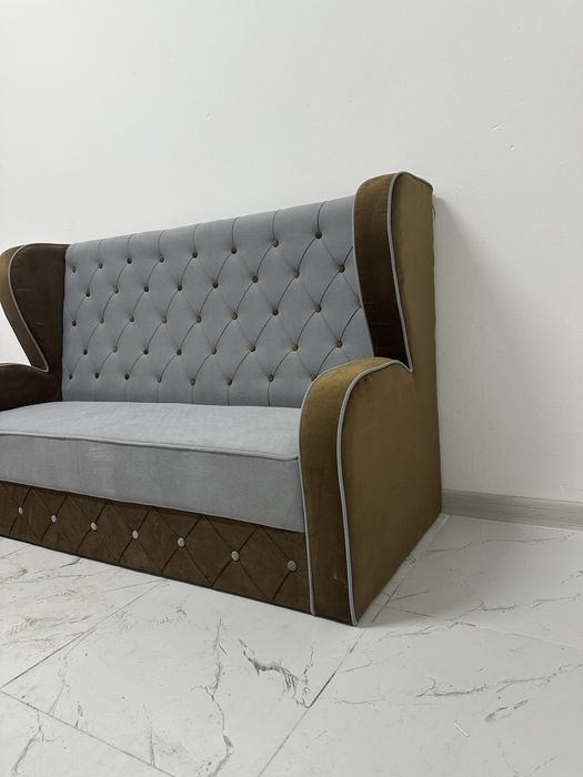 Диваны с подлокодниками для кафе и ресторан