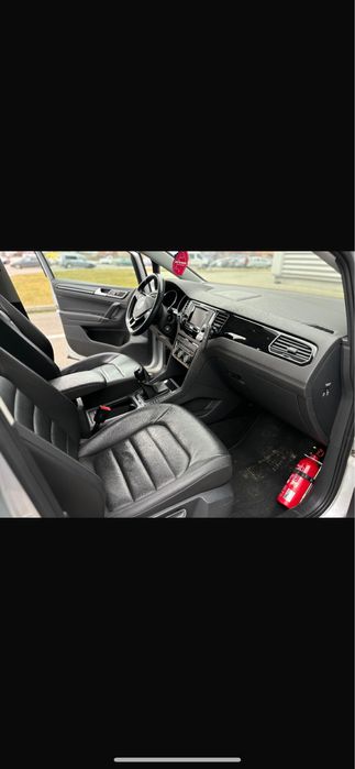 VW Golf Sportsvan 1.6 diesel 2015 | Full dotări | Xenon, piele, cameră