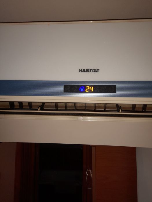 Vând aer condiționat