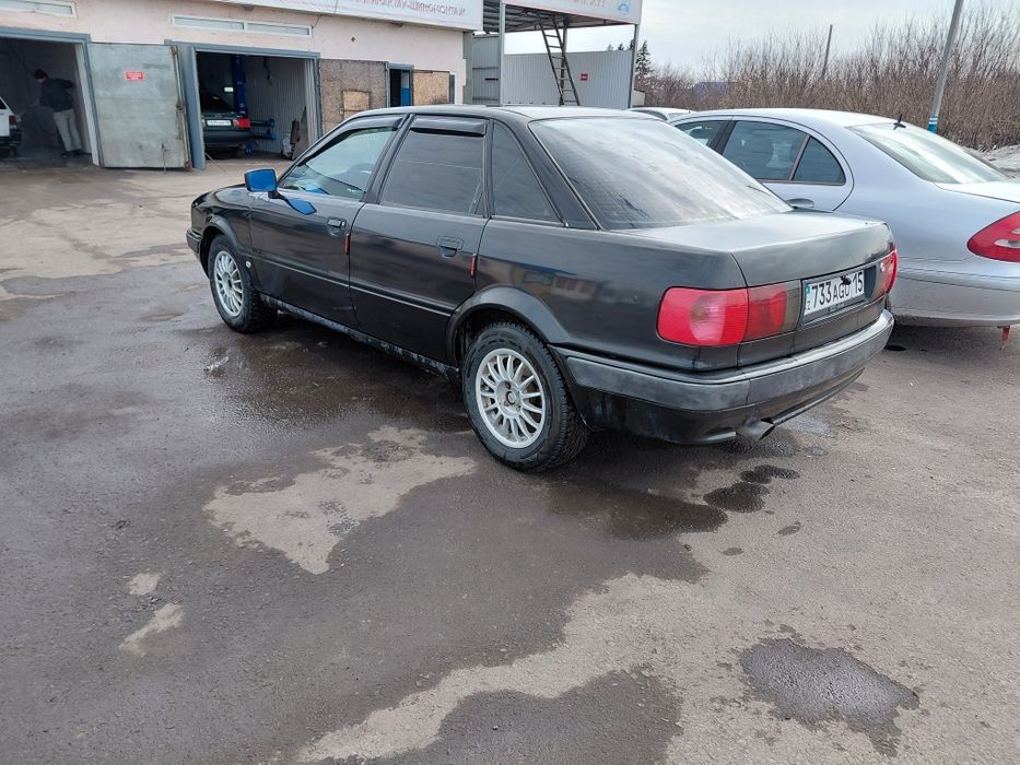 Продам Ауди 80 Б4 моно