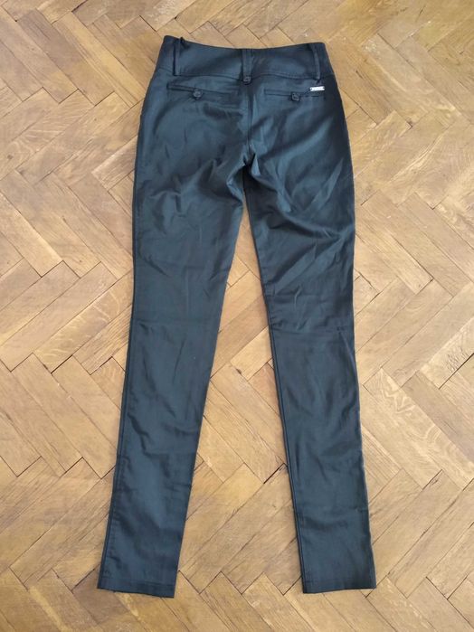 Панталон и сако и сукман