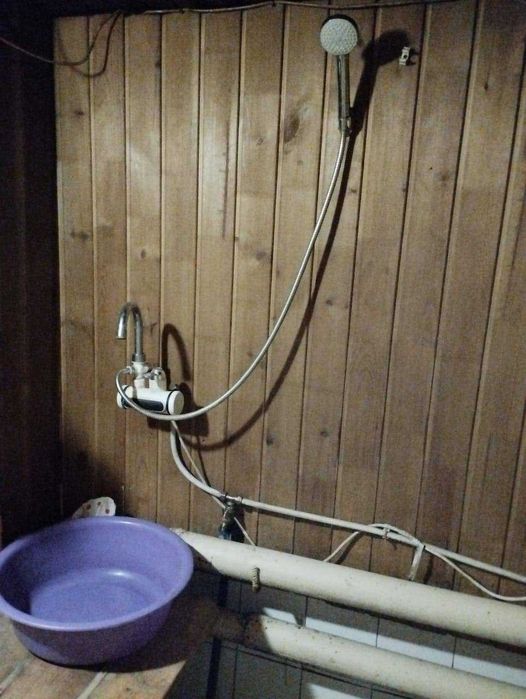 Дом в городе с ухоженным участком