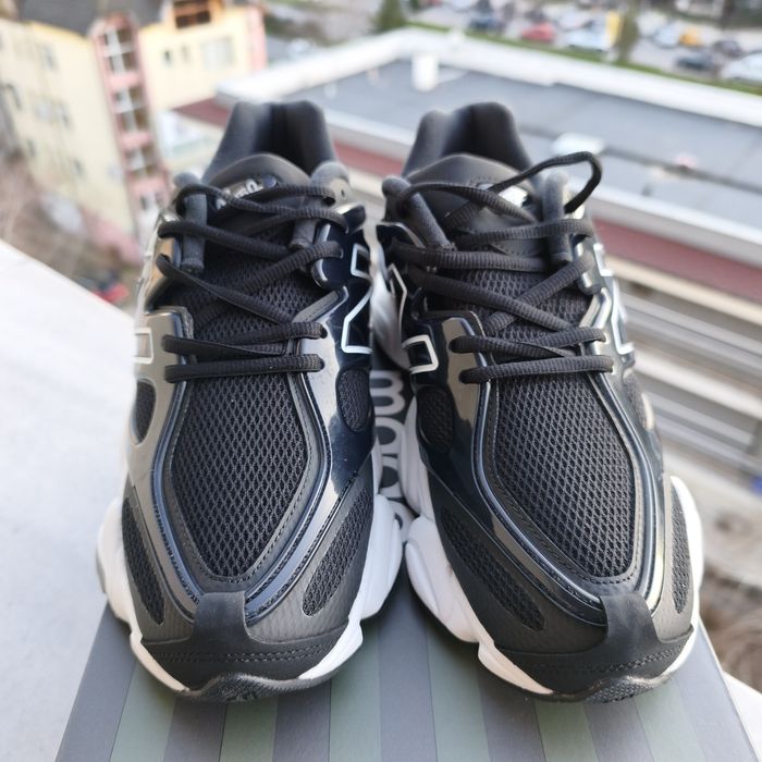 New Balance 9060 Black and White 42