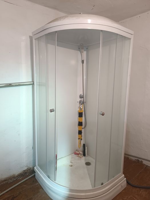 Продам душевую кабинку б/у