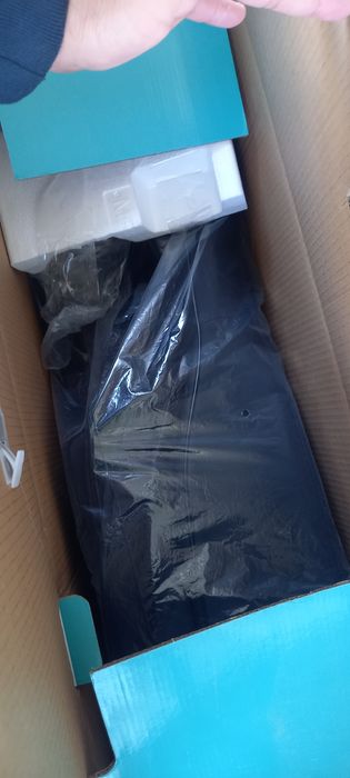 Продаётся массажёр ног и спину новый