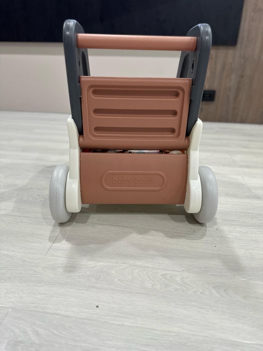 Машинка каталка Babypods