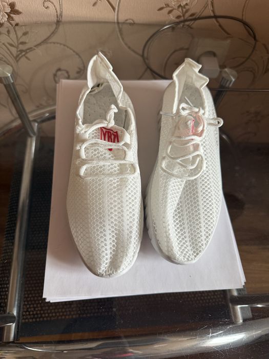 Кросовки леткие 38 размер новые