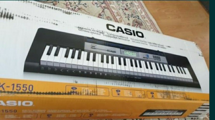 Синтезатор CASIO