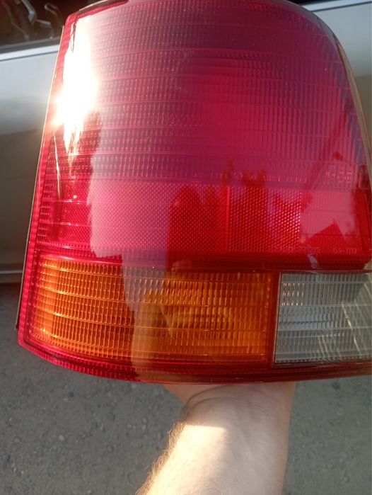 Фонарь левый на хонду одиссей