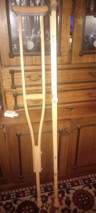 Продам костыли б/у