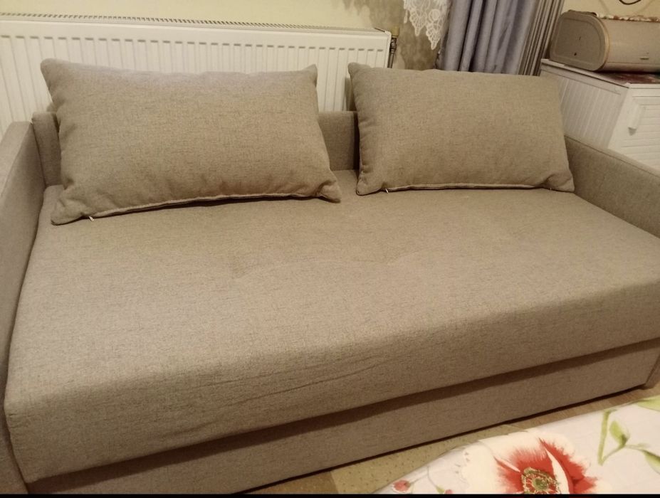 Canapea comodă stofa  - Dimensiuni 170 cm x 80 cm (stare foarte bună)
