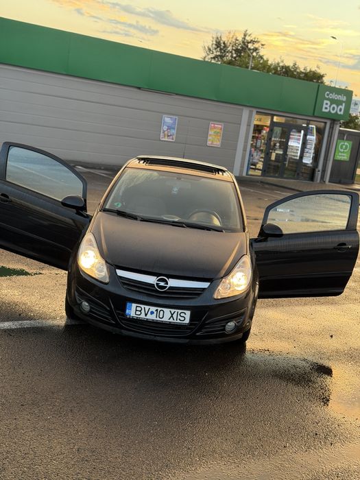 Opel Corsa D 1.4i 2007