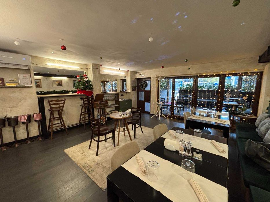 ПРОДАВАТ СЕ мебели