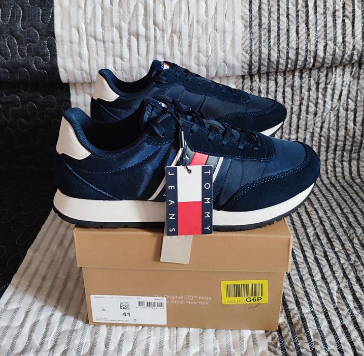 Tommy Jeans nr 41 (26cm) noi