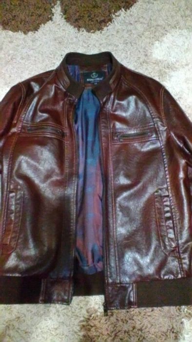 Продам кожаную куртку